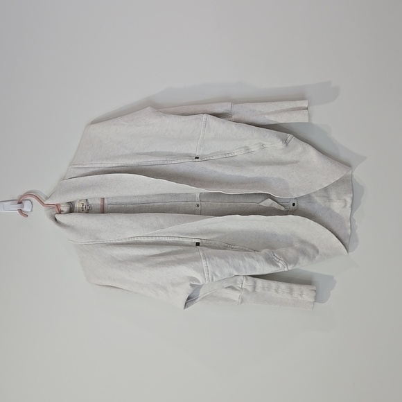 Wilfred Casual Gray/Cream Diderot Sweater/Cardigan - Picture 2 of 10